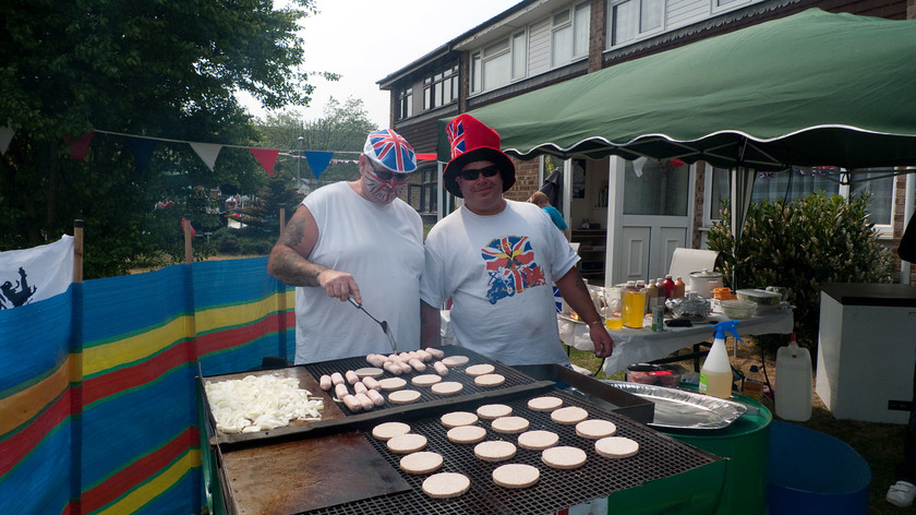 DGPX290411-012 
 Keywords: DGPX290411, Edmond Carr, Poets Estate, Royal Wedding, Street Party