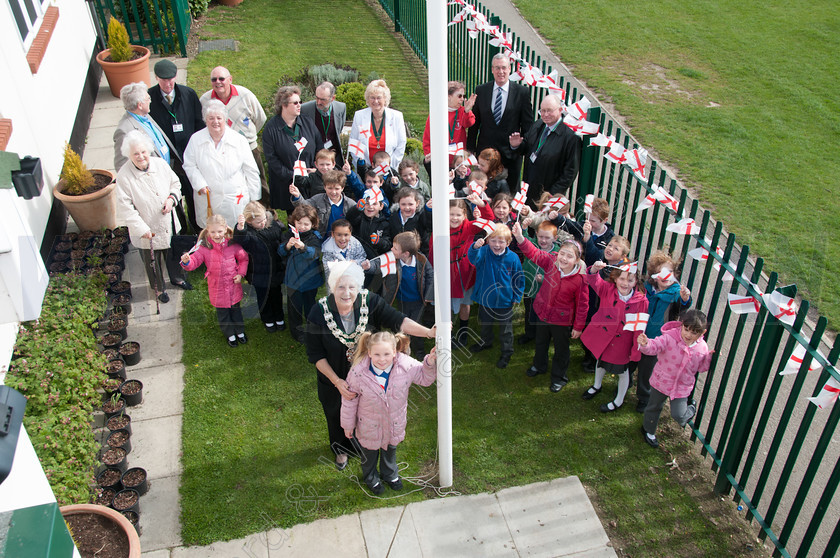 DGPX120423-010 
 Keywords: Commercial Photography, DGPX120423, Hennie J Welman, IHW, King Georges Playing Field, Media Event Photography, St George's Day 2012, Wellman Photography, ian H Ward