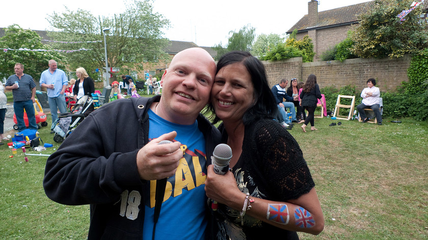 DGPX290411-031 
 Keywords: DGPX290411, Edmond Carr, Poets Estate, Royal Wedding, Street Party